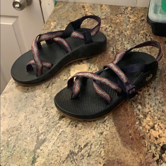 Chaco shoes - Picture 2 of 4